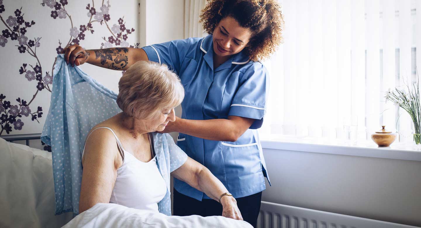 Maintien à domicile les services dédiés aux seniors